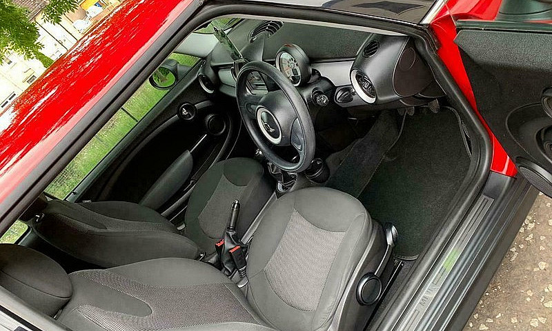 2010 Mini First 1.6,...