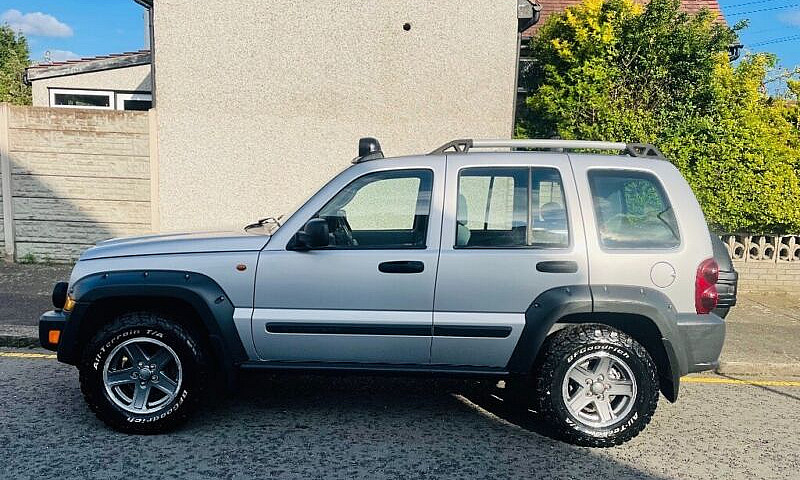 Jeep Cherokee Renega...
