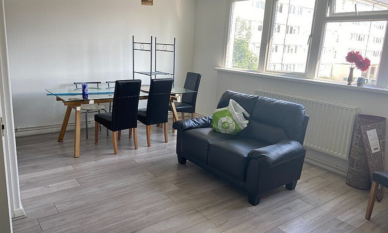 Three Bedroom Flat F...