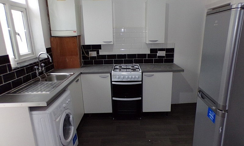 2 Bedroom Semi-Detac...