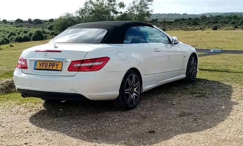 Mercedes-Benz E220 C...