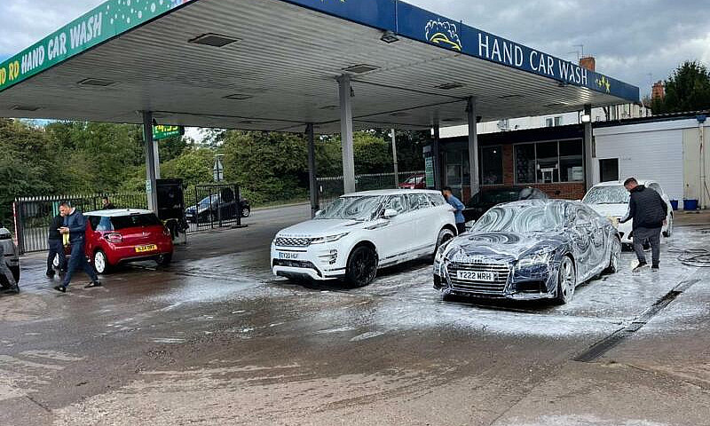 Hand Carwash & Garag...