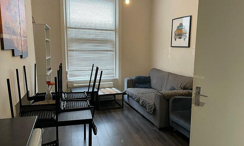 2 Bedroom Apartment ...