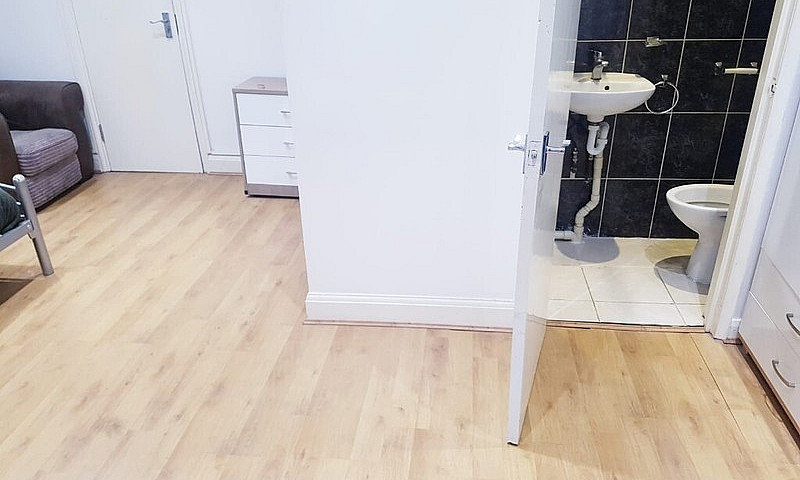 Couples Ensuite Room...