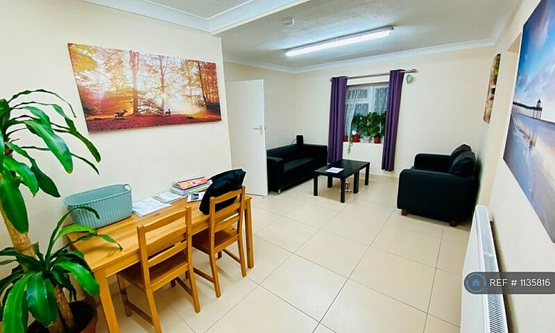 1 Bedroom In Viola A...