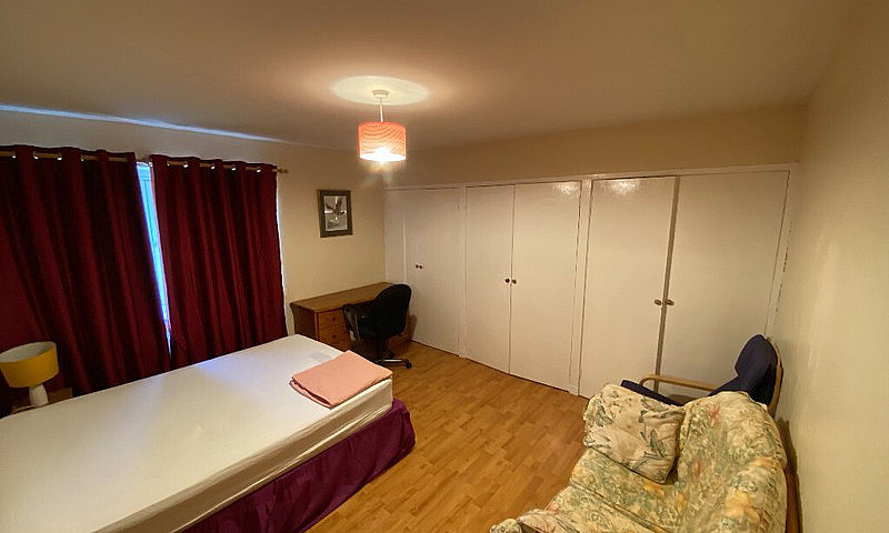 Lovely 3 Bed Hmo Fla...