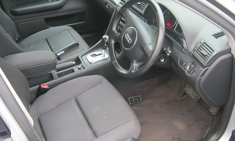 Audi A4 Se Saloon Au...