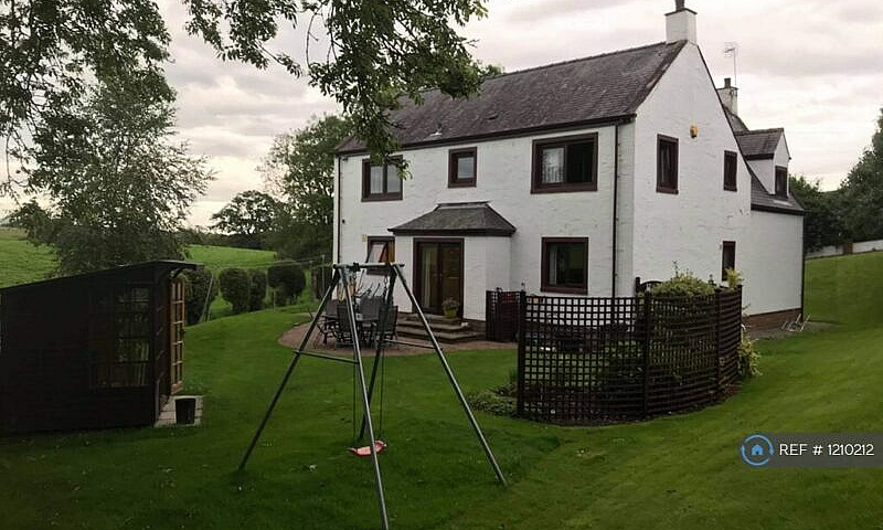 1 Bedroom In Kirkton...