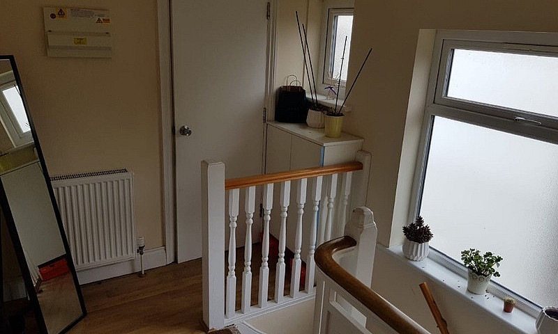 2 Bedroom Furnished ...