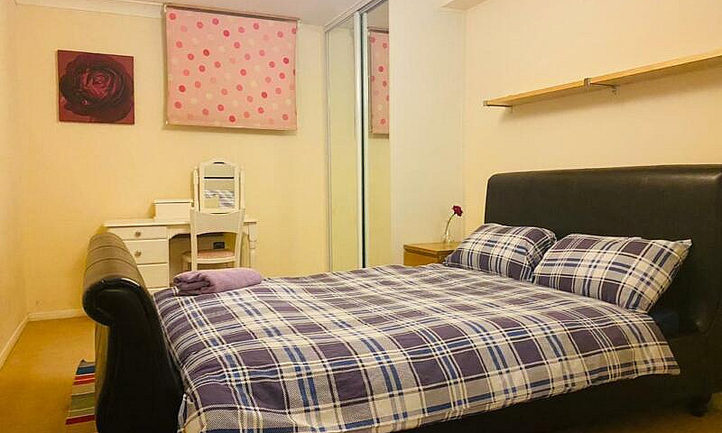 Master Bedroom For R...