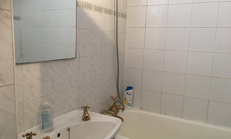 Two Bedroom Flat To ...