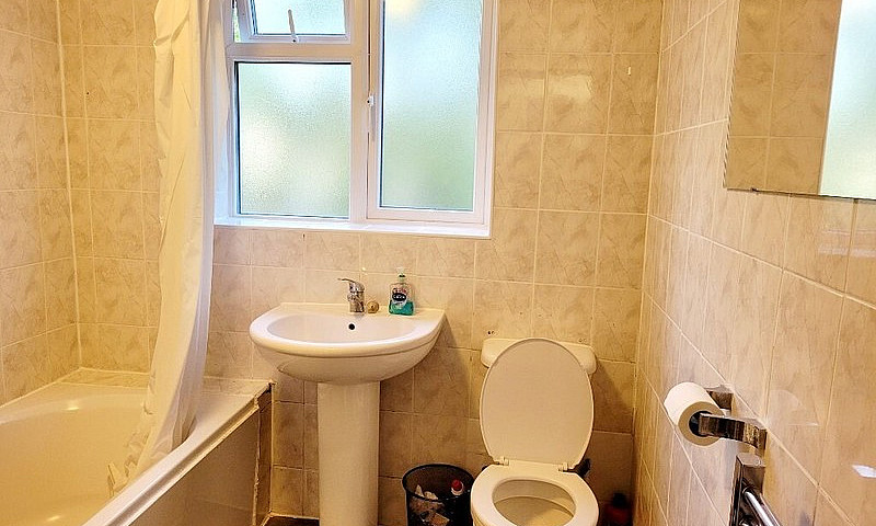 Bright And Spacious ...