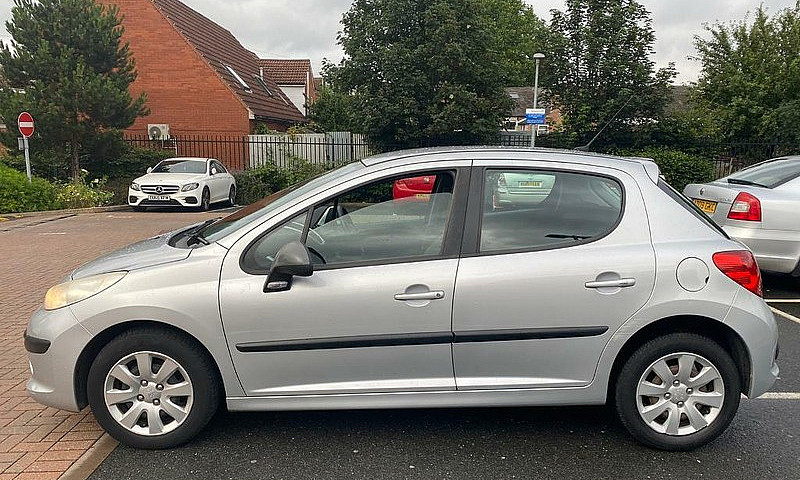 2007 Peugeot 207 1.4...