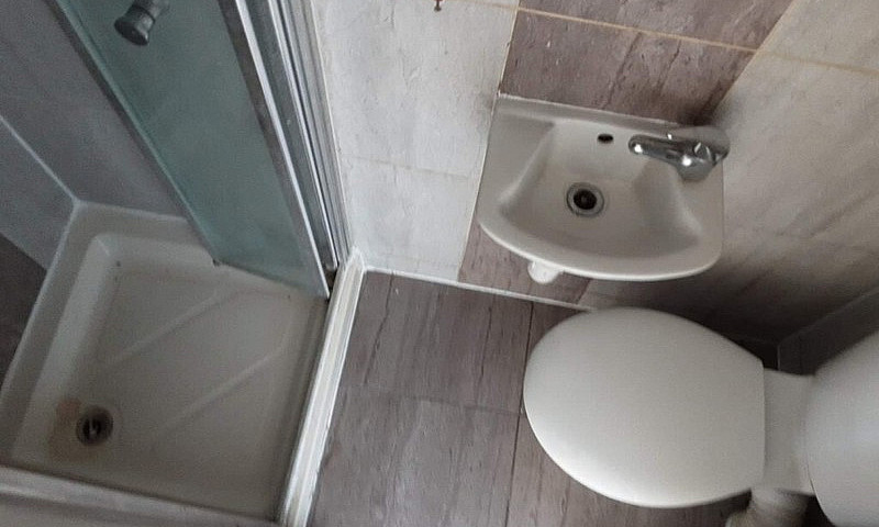 Spacious Studio Avai...
