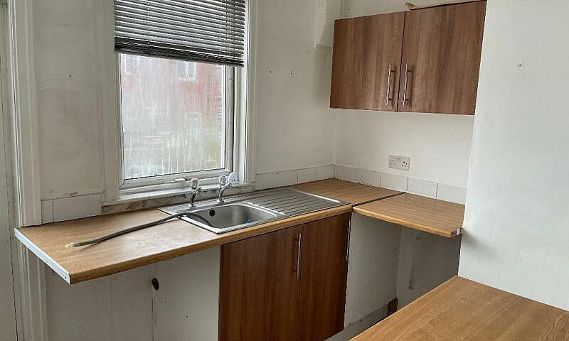 3 Bedroom Flat In Ma...