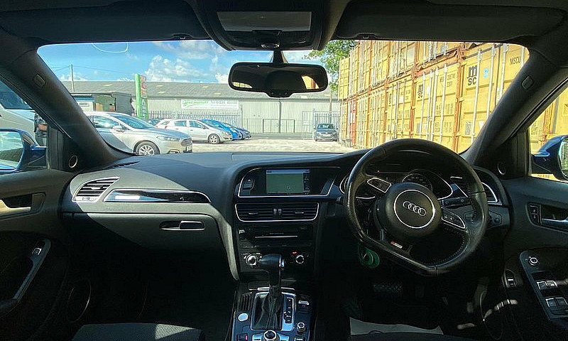 Audi A4 Black Editio...