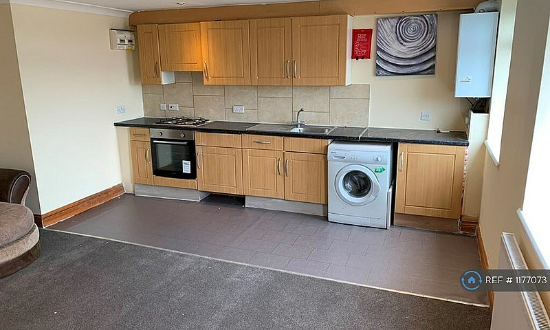 1 Bedroom Flat In Ne...