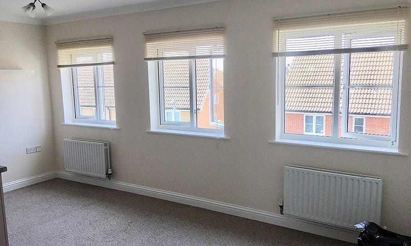 Flat To Let...
