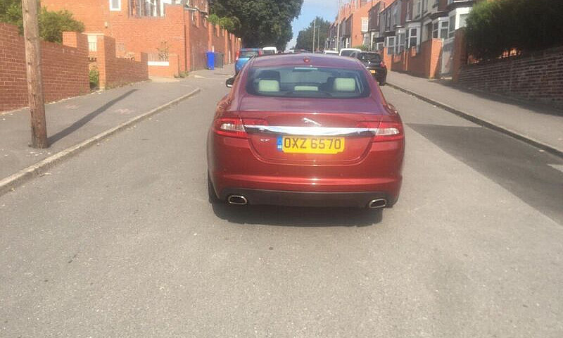 2010 10 Jaguar Xf 3....