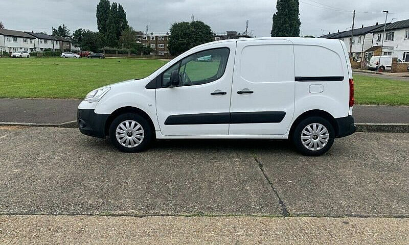 2010 Citroen Berling...