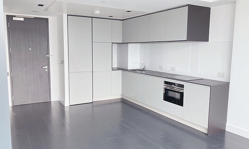 A Luxurious Studio F...