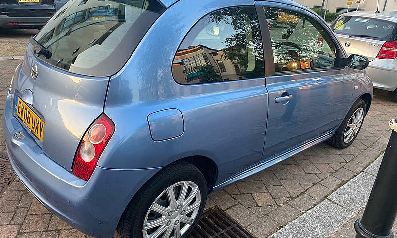 Nissan Mirca...