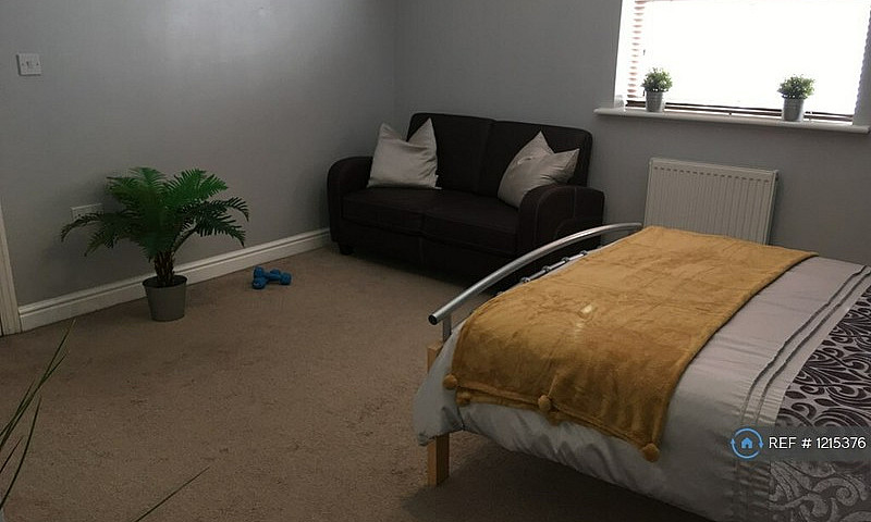 1 Bedroom In Hobby W...