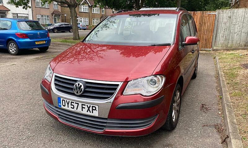 Vw Touran 1.9 Tdi Ex...