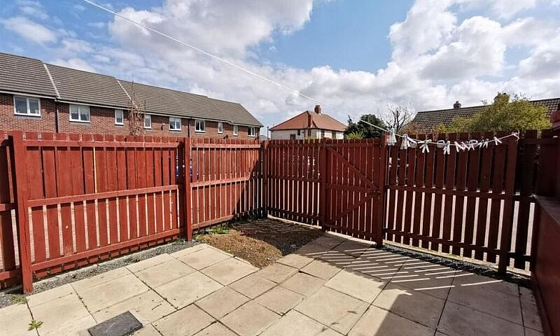 3 Bed Property For R...