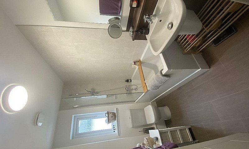 3 Bedroom House In D...