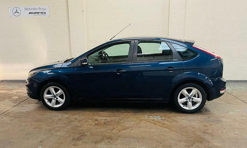Ford Focus 1.6 Zetec...