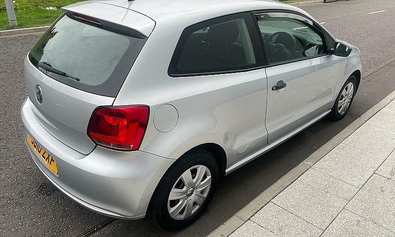 Volkswagen Polo 1 Ye...