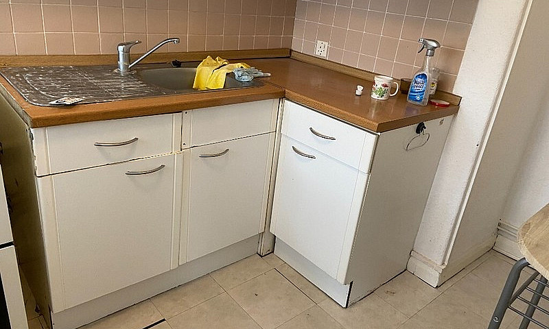 Three Bedroom Flat F...
