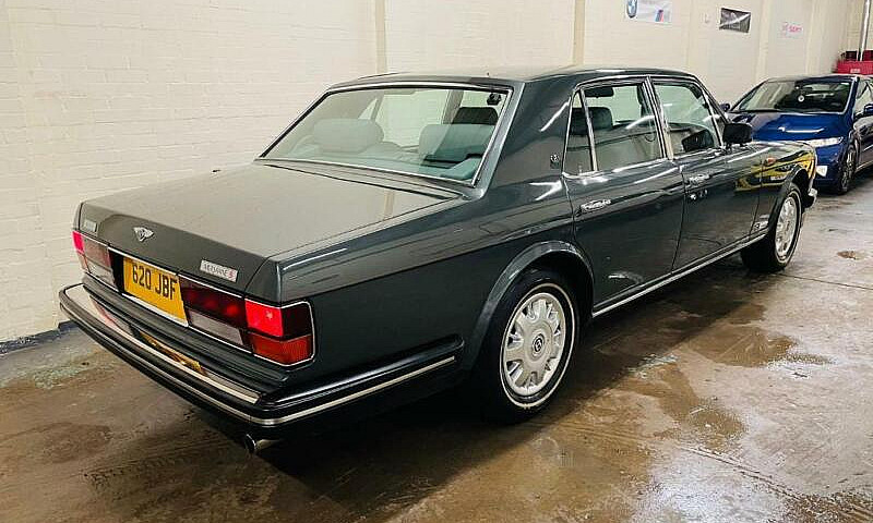 Bentley Mulsane S 6....