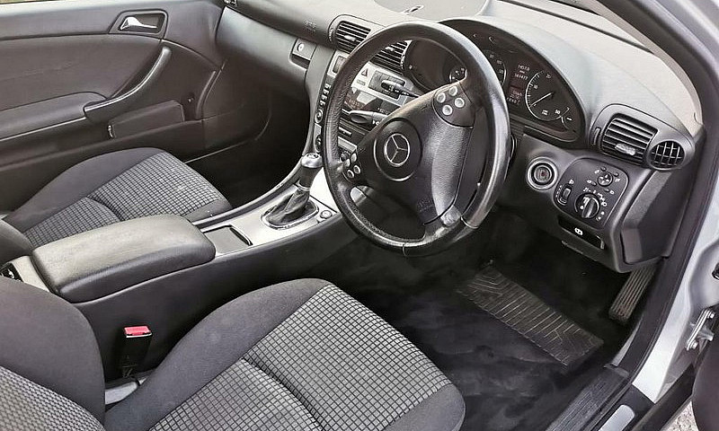 2007 Mercedes C220 C...