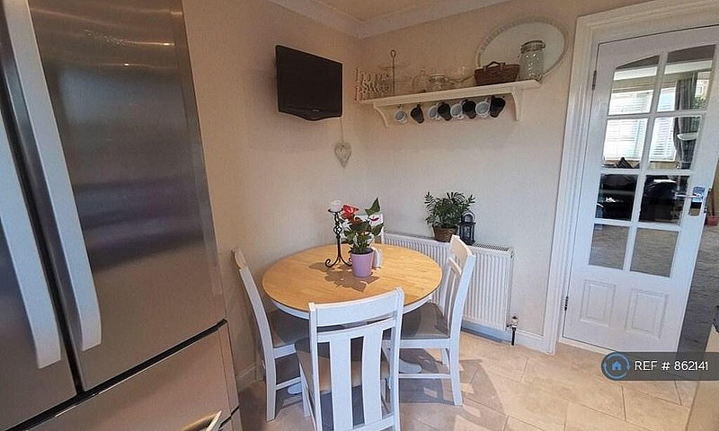 Spacious 3 Bed House...