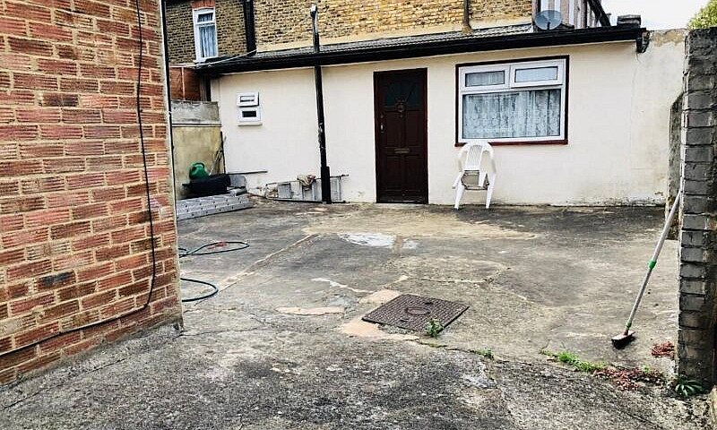 3/4 Bed Ground Floor...