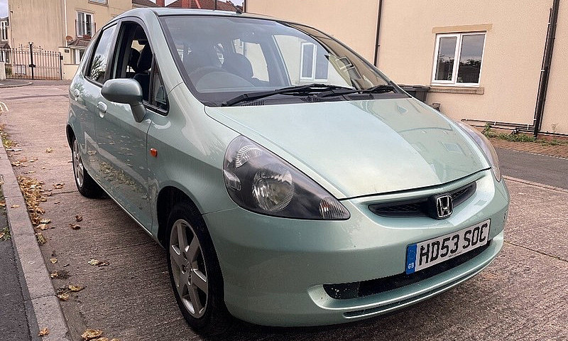 Honda Jazz 1.4 65900...
