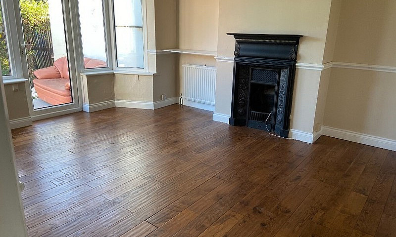 5 Bedroom Semi Detac...