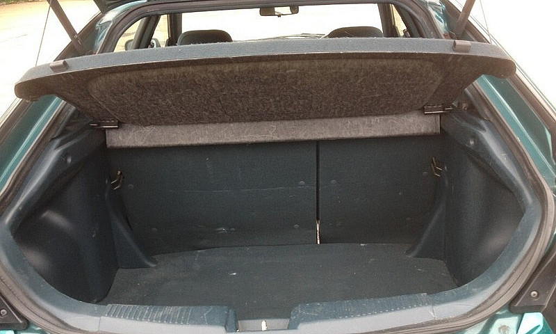 Mazda 323F 5 Door Ha...