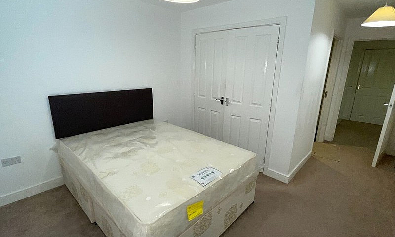 2 Bedroom 2 Bathroom...