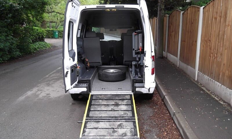 Ford Tourneo Connect...