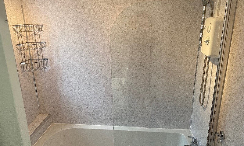 Two Bedroom Flat In ...