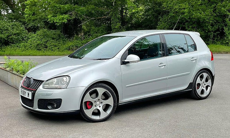 2005 Volkswagen Golf...