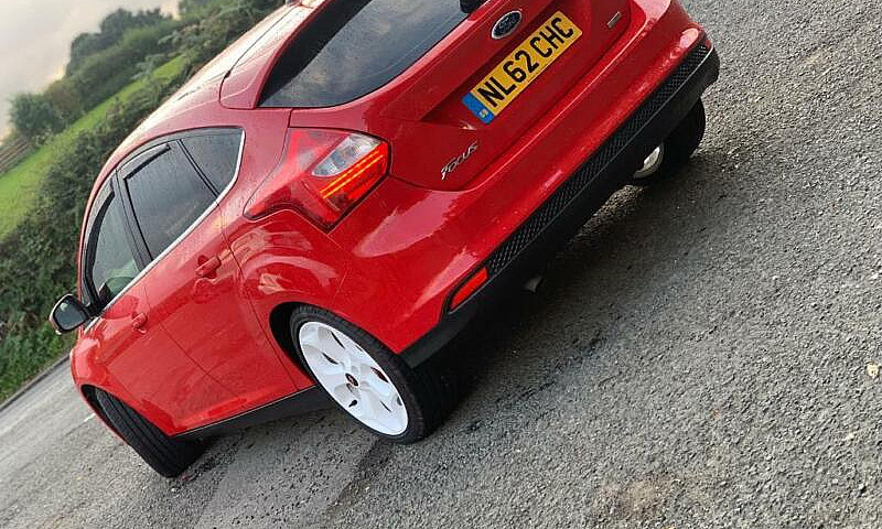 Ford Focus Titanium ...