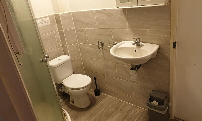 £600 Large Double  R...