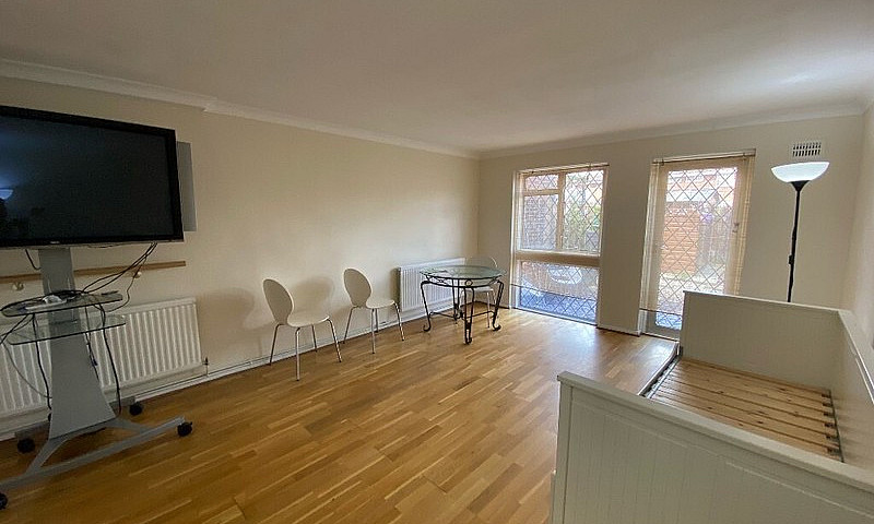 2 Bed House To Rent ...