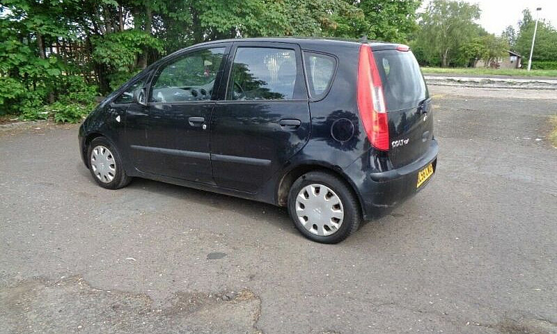06 Mitsubishi Colt H...