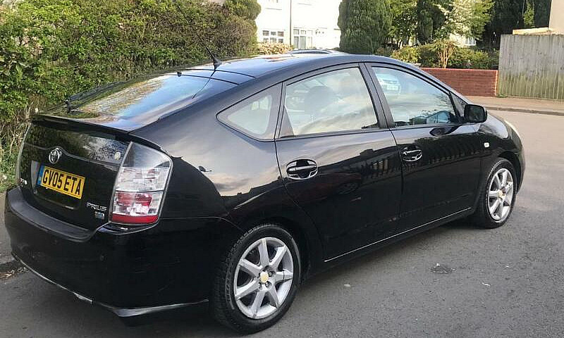 Toyota Prius 1.5 Vvt...