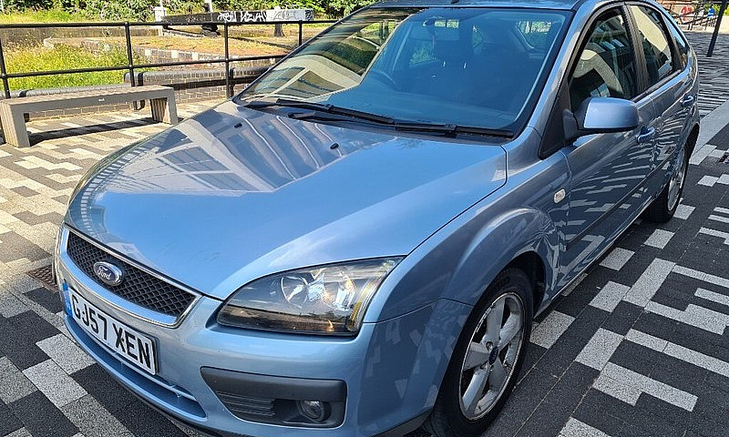 Ford Focus 1.6 Petro...